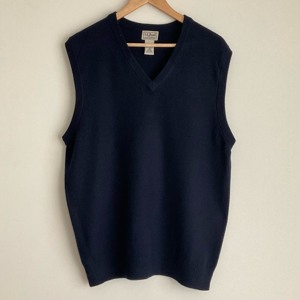 LL Bean Luxury Soft Lambs Wool Vest Sweater Mens Navy Blue Preppy Old Money
